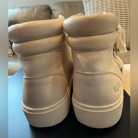 UGG White Olli High Top Leather Sneakers Size 9 - Picture 4 of 7